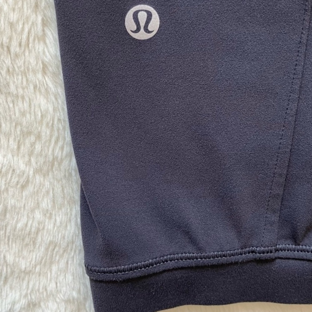 Lululemon Rejuvenate Crop - Picture 6 of 8